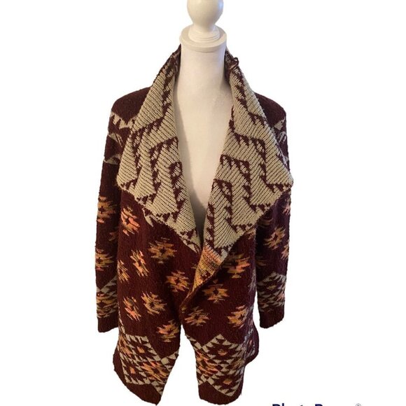 Aztec Maroon Fluffy Sweater Size M - Picture 1 of 4